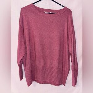 Terra & Sky Women's Rose Crew Neck Sweater